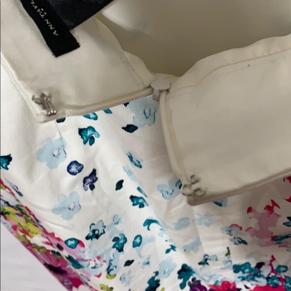 Ann Taylor Short Floral Skirt Size 6 - Picture 8 of 8